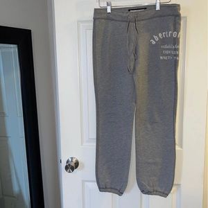 Abercrombie & Fitch sweats